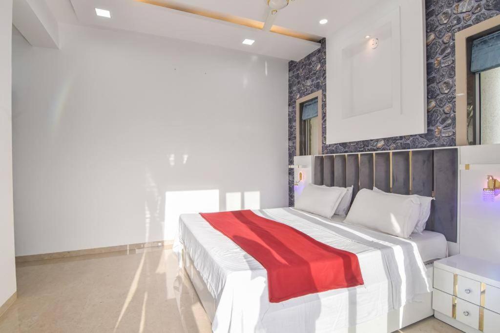 לונבלה Royal Paradise Villa מראה חיצוני תמונה