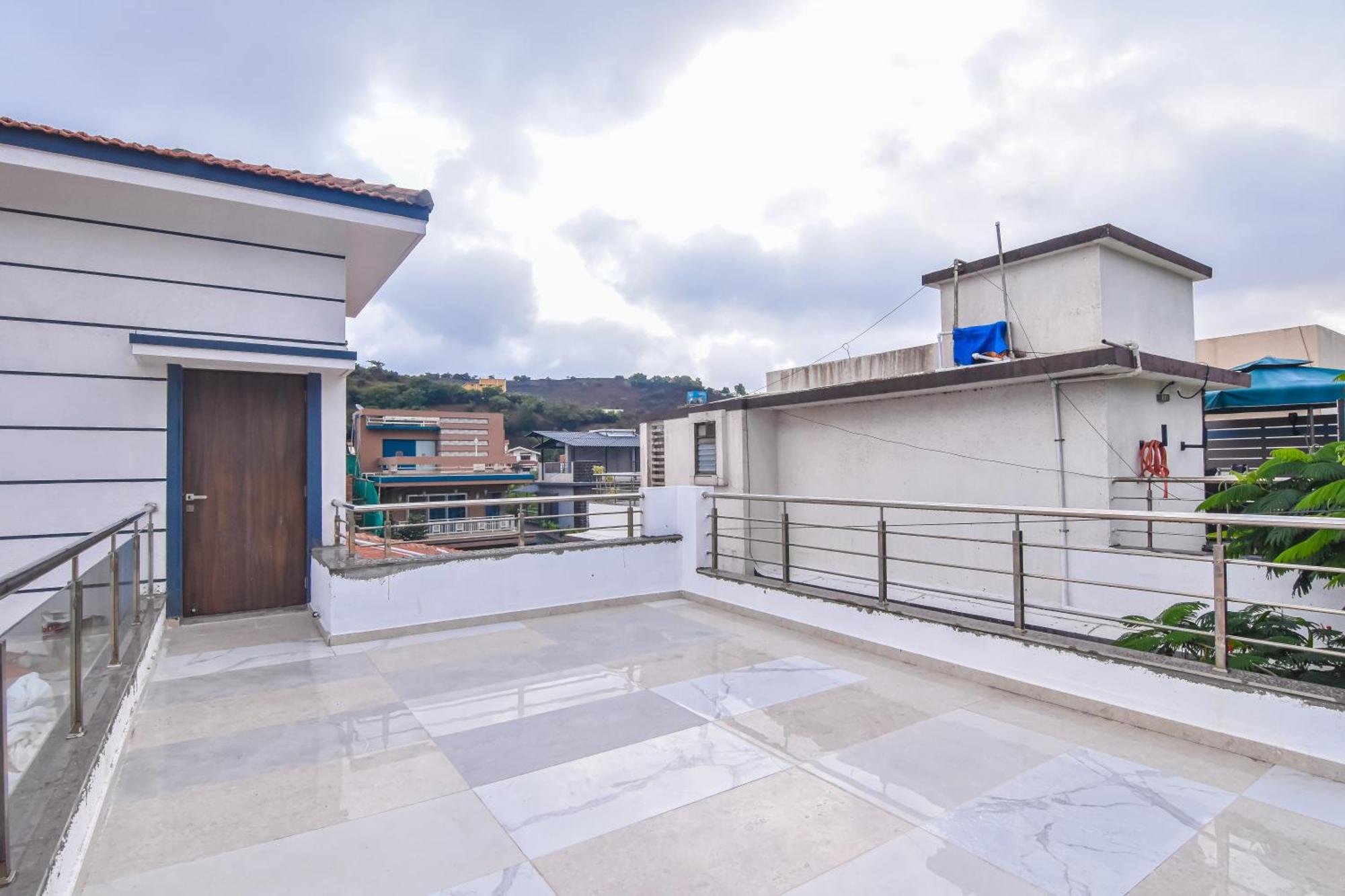 לונבלה Royal Paradise Villa מראה חיצוני תמונה